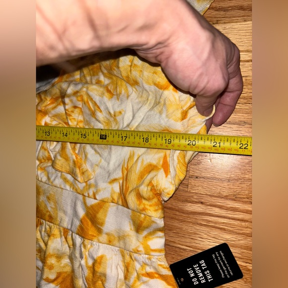 Express Women size Large Flutter Sleeve Tie Front Midi Linen Dress Yellow Gold - Picture 14 of 15